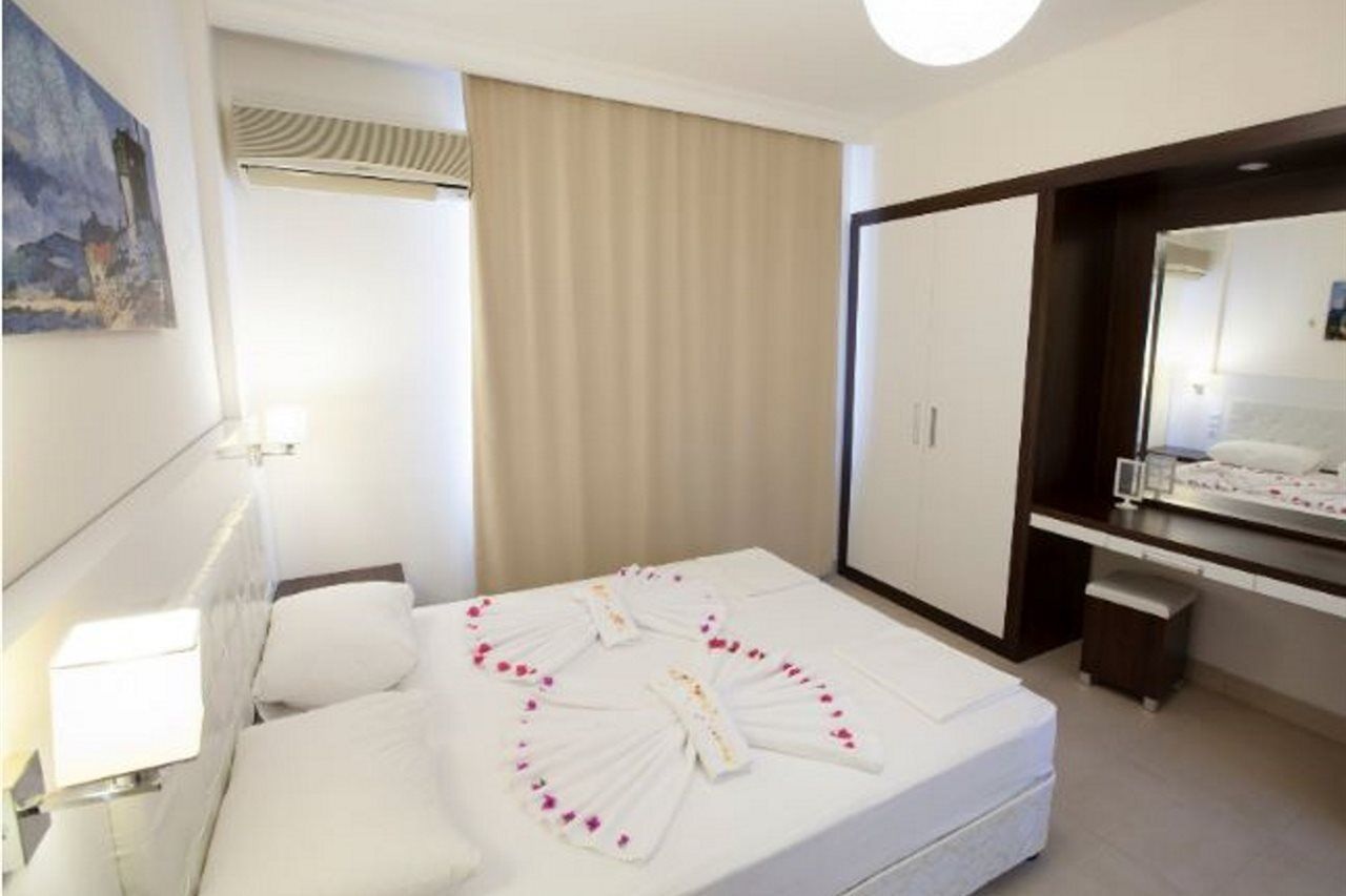 Side Suite Hotel Exterior photo